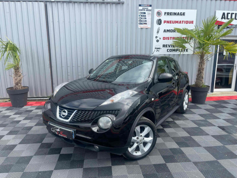 NISSAN JUKE 2012