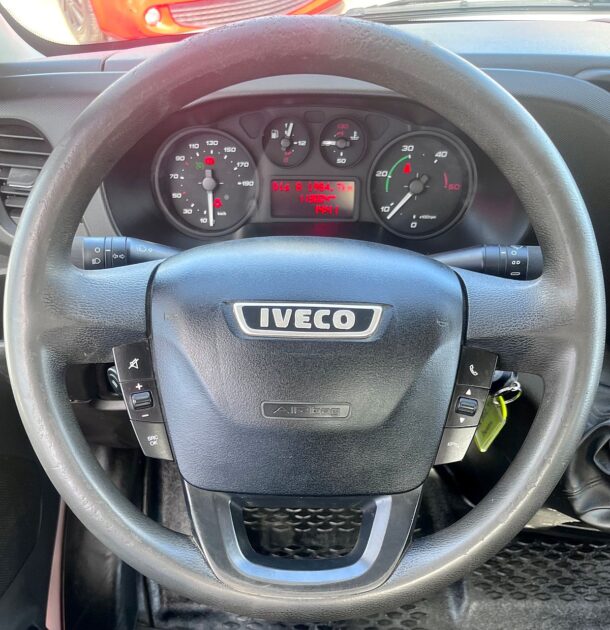 IVECO DAILY VI Camionnette 2015