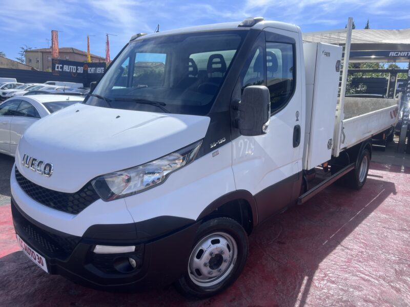 IVECO DAILY VI Camionnette 2015