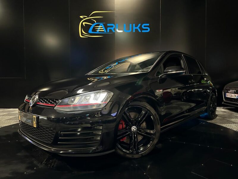 2.0 GTI PERFORMANCE 230cv / CAMERA DE RECUL / JANTES 18