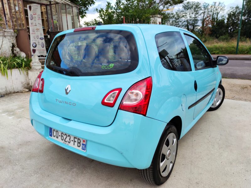 RENAULT TWINGO II 2013