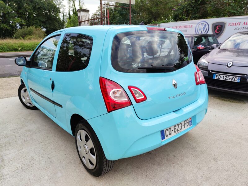 RENAULT TWINGO II 2013