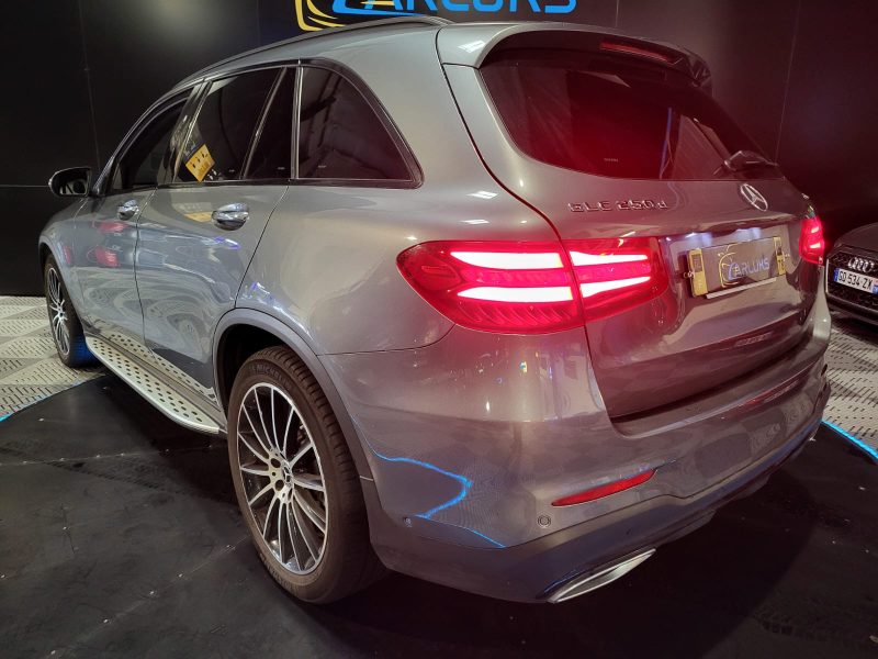 MERCEDES-BENZ GLC 250d 204cv Fascination 4Matic // CAMERA DE RECUL/TOIT OUVRANT/HAYON ELECTRIQUE