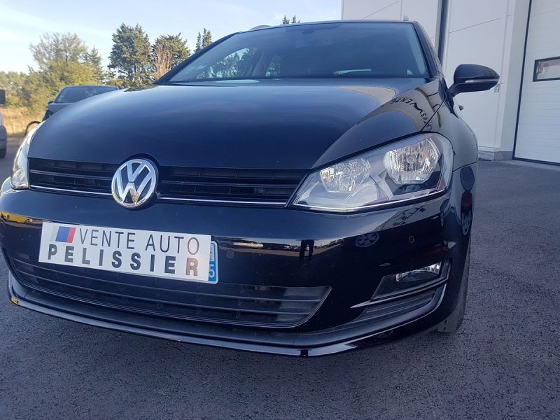 VOLKSWAGEN GOLF VII LOUNGE  2016 AVEC TOIT OUVRANT