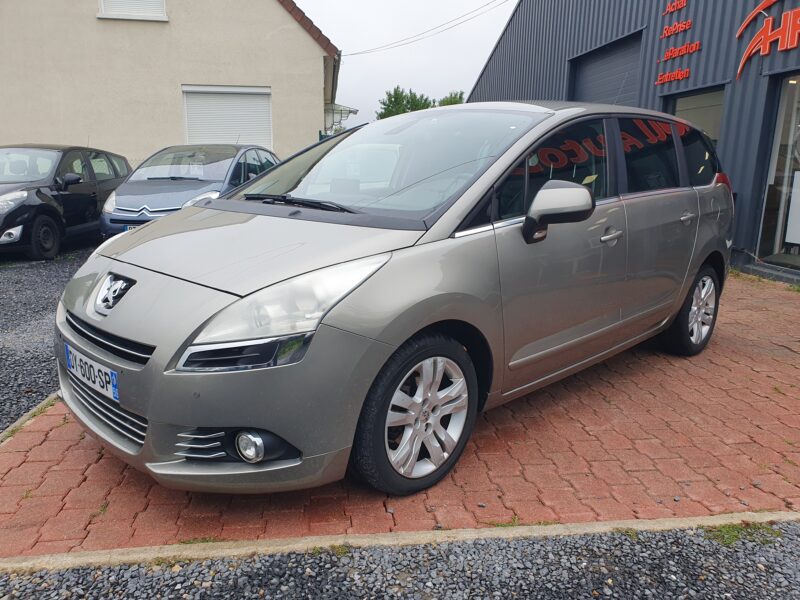 PEUGEOT 5008 2010