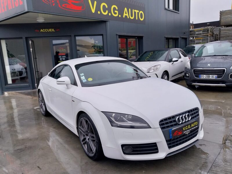 AUDI TT 2.0 TFSI 200 S line