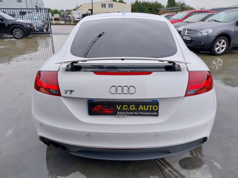 AUDI TT 2.0 TFSI 200 S line