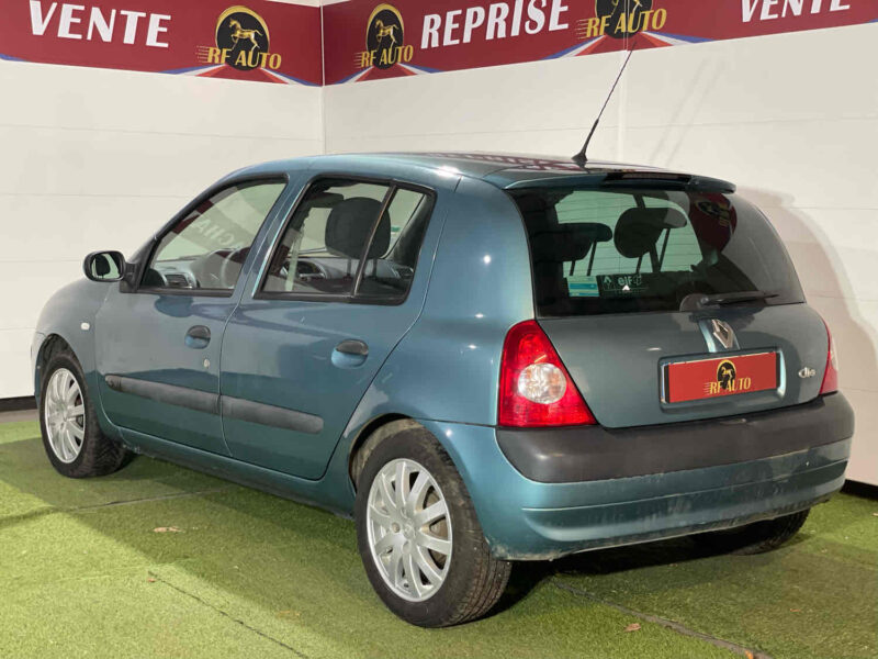 RENAULT CLIO II 2004 1.4 98cv