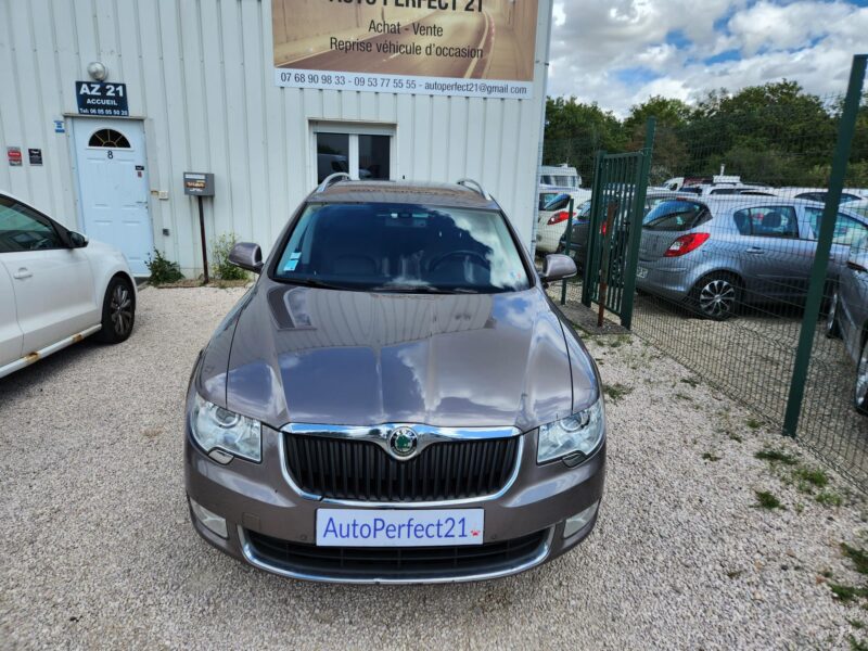 SKODA SUPERB II Break 2011