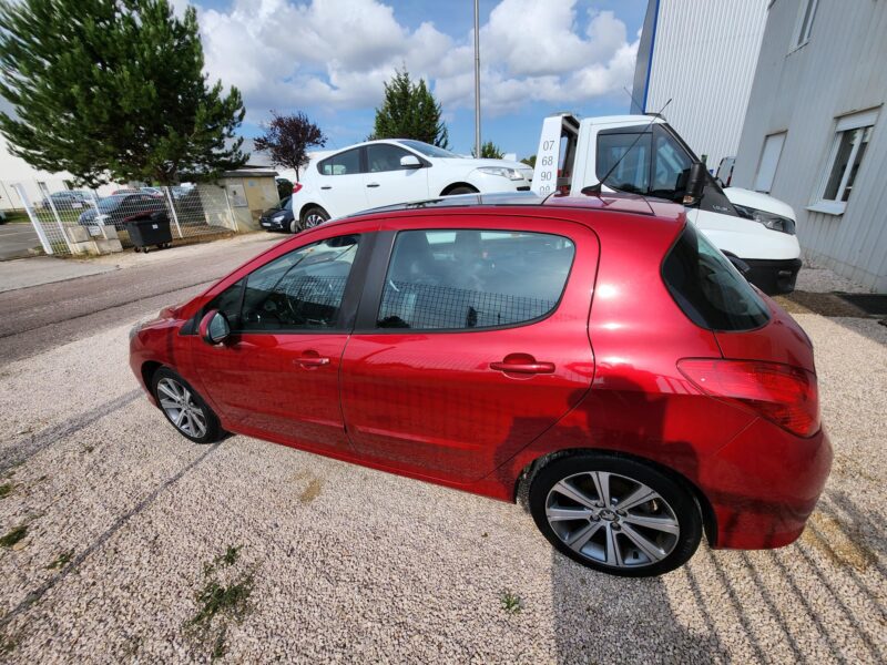 PEUGEOT 308 I 2012