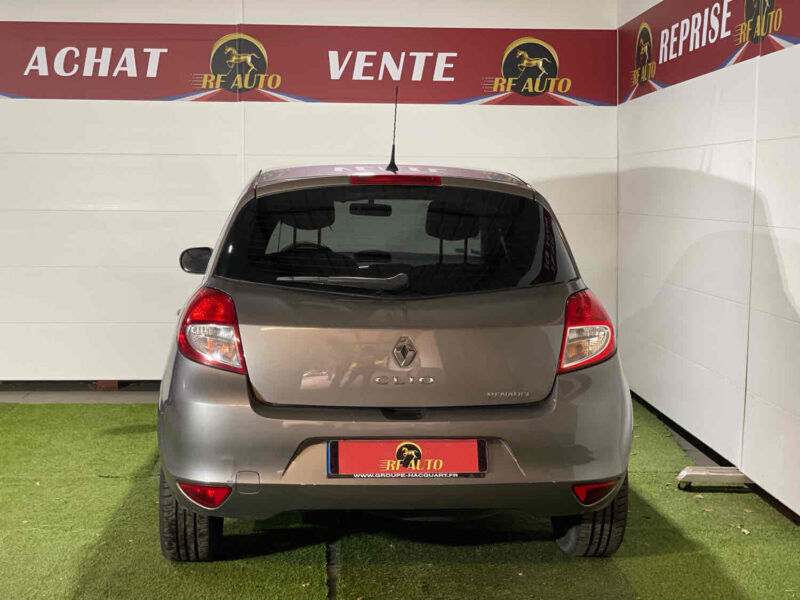 RENAULT CLIO III 2010 1.5 dCi 68cv