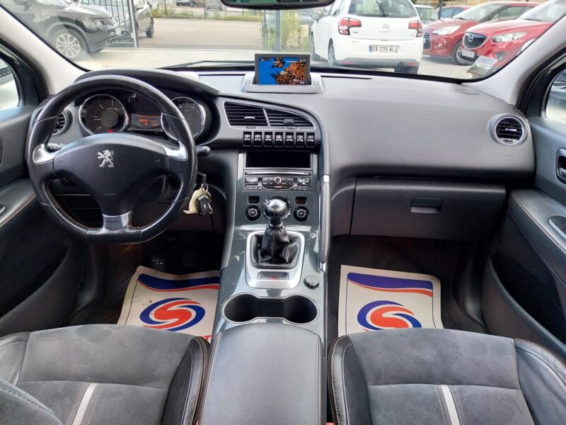 PEUGEOT 3008 1.6 HDi 114 Crossway