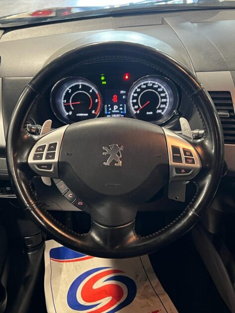 PEUGEOT 4007 2010