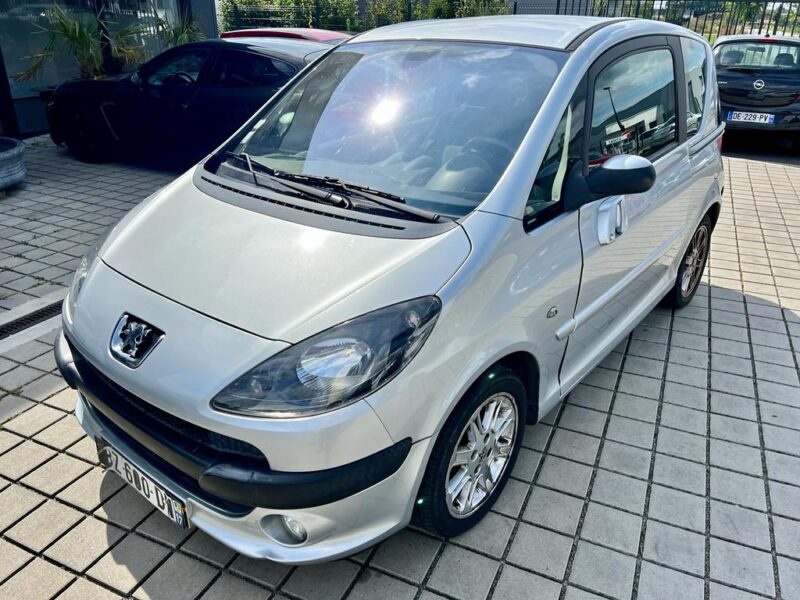 PEUGEOT 1007 