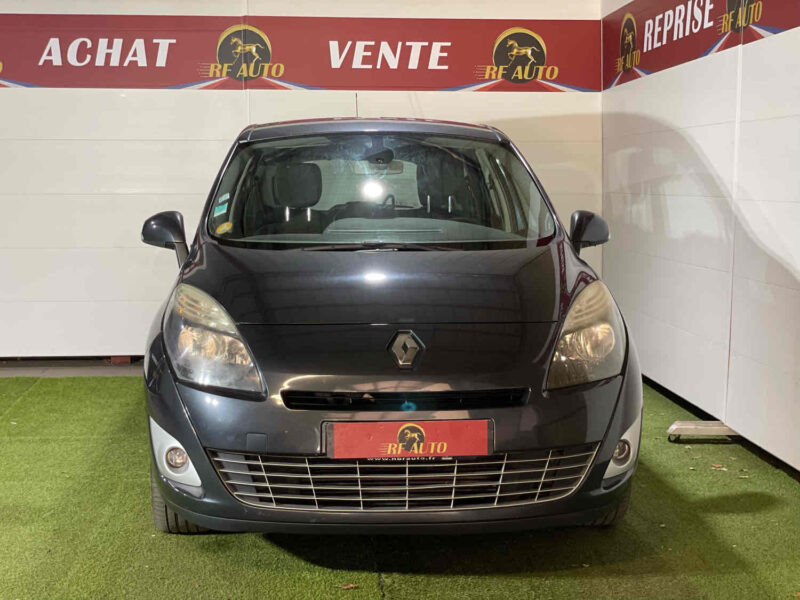 RENAULT SCENIC III 2010 1.9 dCi 131