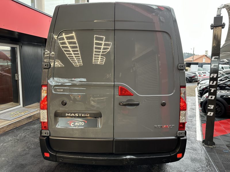 RENAULT MASTER III 2019