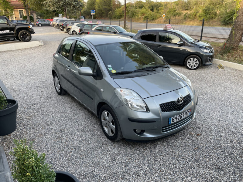 TOYOTA YARIS 2006