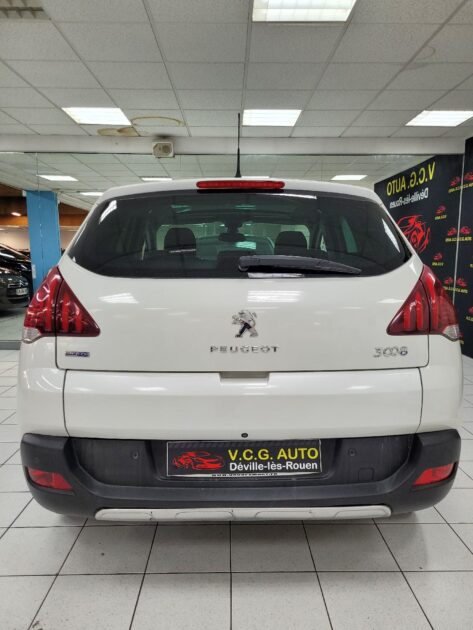 PEUGEOT 3008 Monospace 2015 1.6 BlueHDi 120 1560cm3 120cv