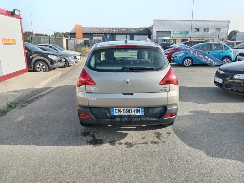 PEUGEOT 3008 Monospace 2012