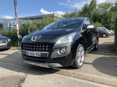 PEUGEOT 3008 Monospace 1.6HDI 112CV