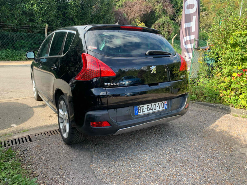 PEUGEOT 3008 Monospace 1.6HDI 112CV