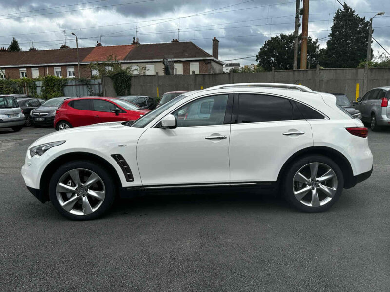 INFINITI FX30D S 2011