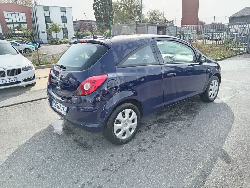 OPEL CORSA D 2013