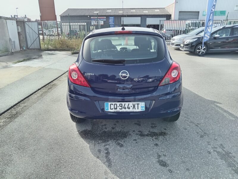 OPEL CORSA D 2013