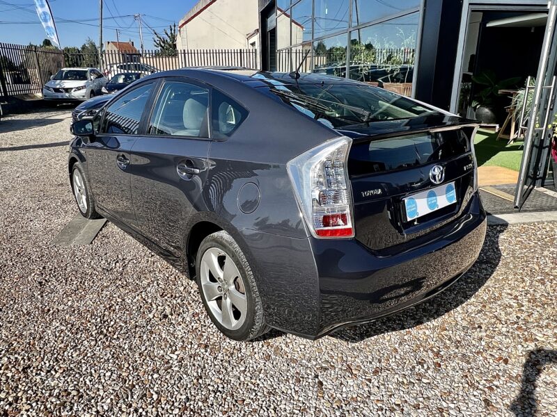 TOYOTA PRIUS DYNAMIC 17" GPS 2010