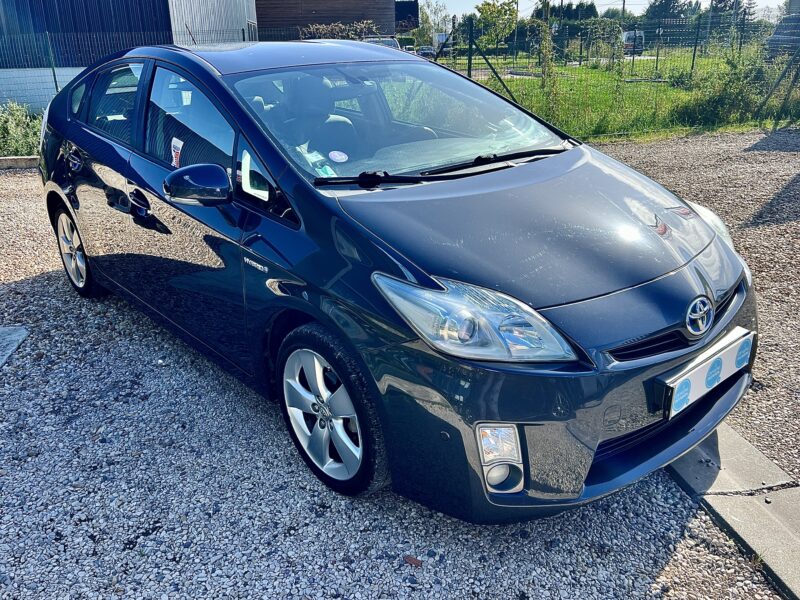 TOYOTA PRIUS DYNAMIC 17" GPS 2010