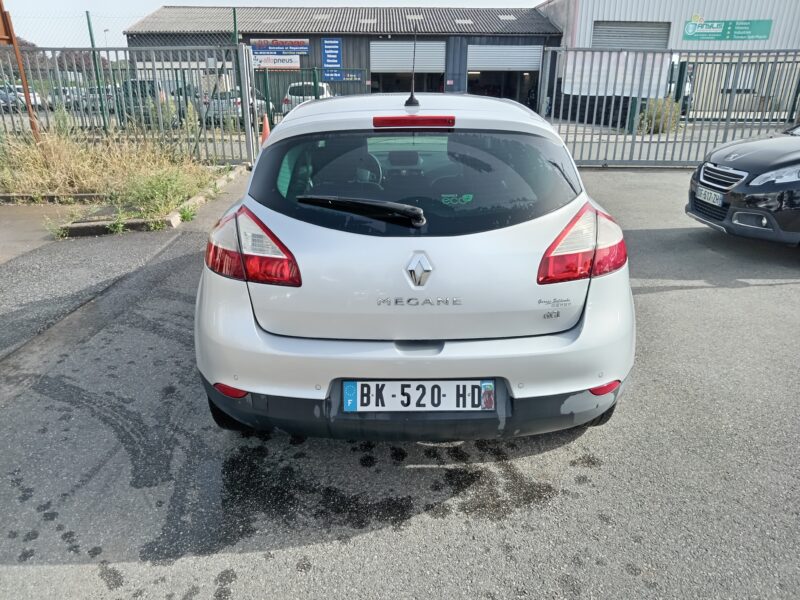 RENAULT MEGANE III 3/5 portes 2011