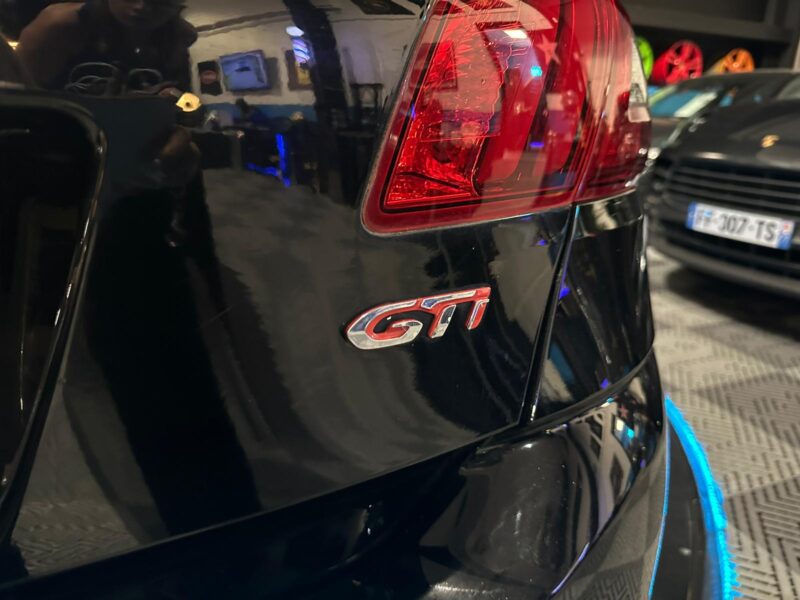 II GTI 1.6 THP 270cv / CAMERA AR / SIEGES MASSANT / REGULATEUR