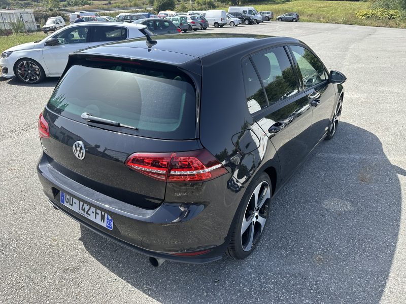 VOLKSWAGEN GOLF VII 2013