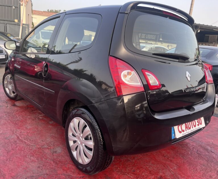 RENAULT TWINGO II 2014