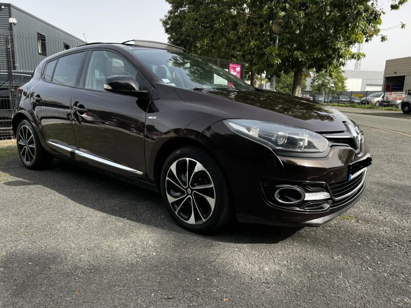 RENAULT MEGANE III 130 CV DCI BOSE