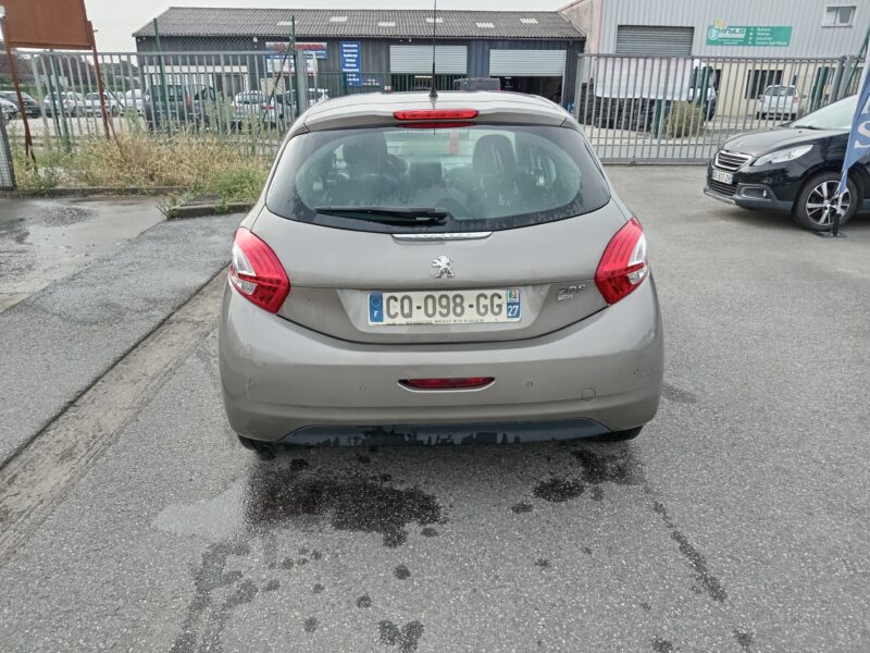 PEUGEOT 208 I 2013