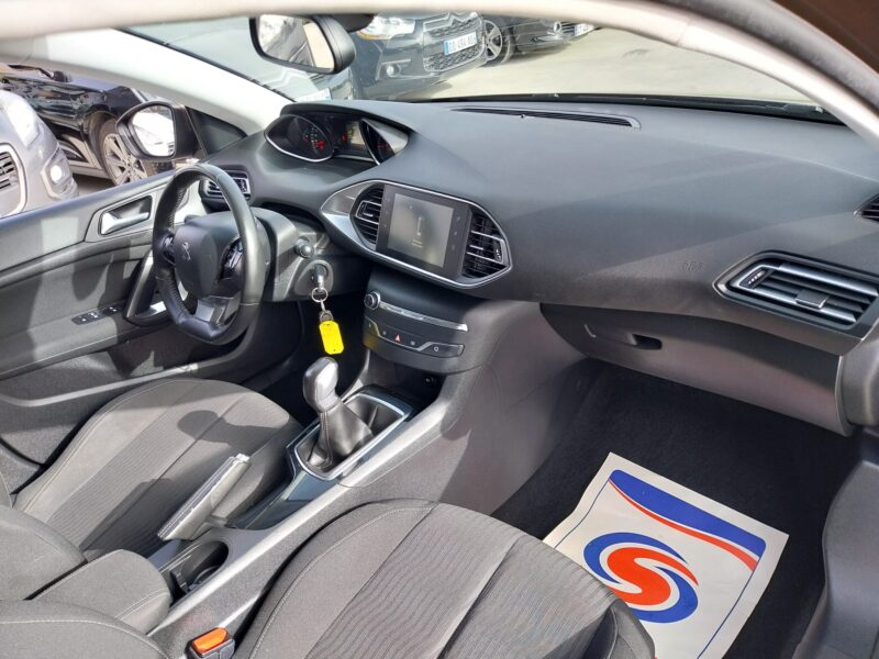 PEUGEOT 308 II 1.6 HDi 92 Active