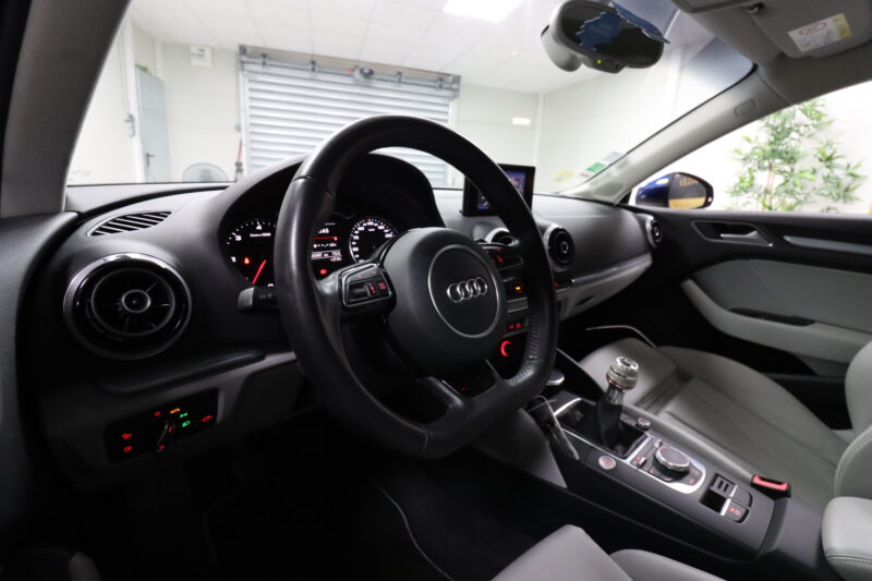 AUDI A3 SPORTBACK 2013