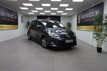 TOYOTA VERSO 2015