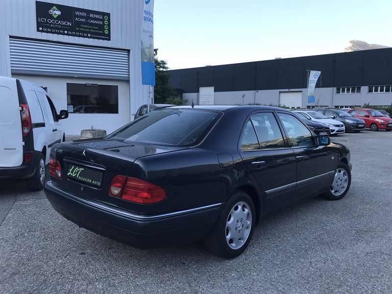 MERCEDES E420 berline - 4.2i V8 279cv BA ÉLEGANCE - CONTROLE TECHNIQUE OK