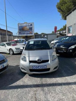 TOYOTA YARIS 1,3i 100CV