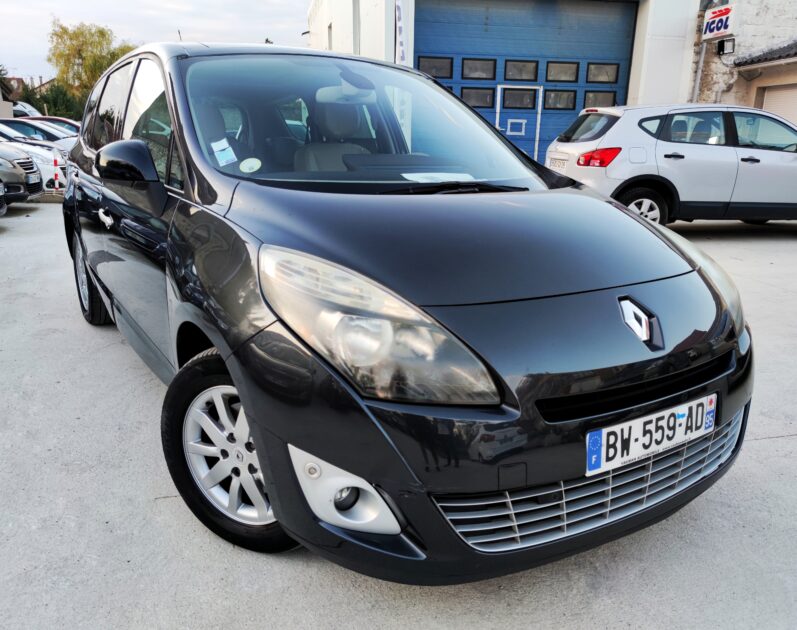 RENAULT SCENIC III 2011