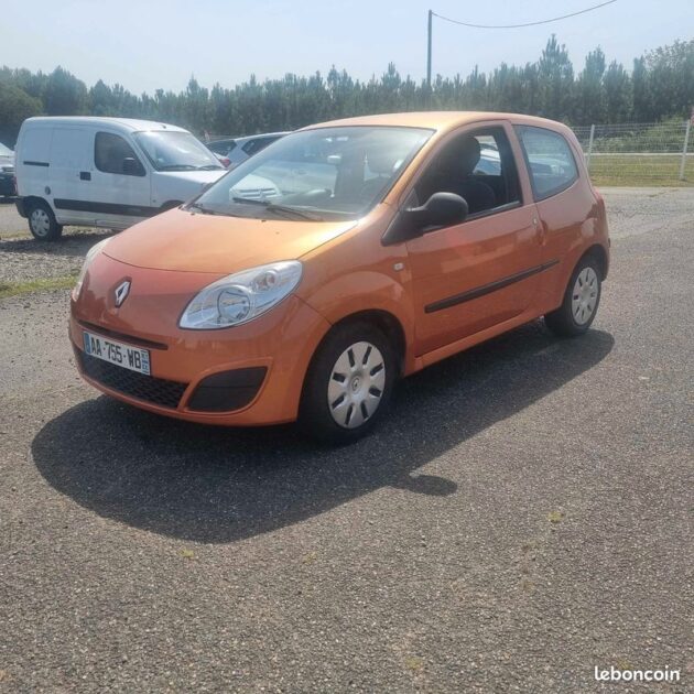 RENAULT TWINGO II 2009