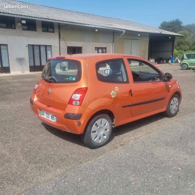 RENAULT TWINGO II 2009