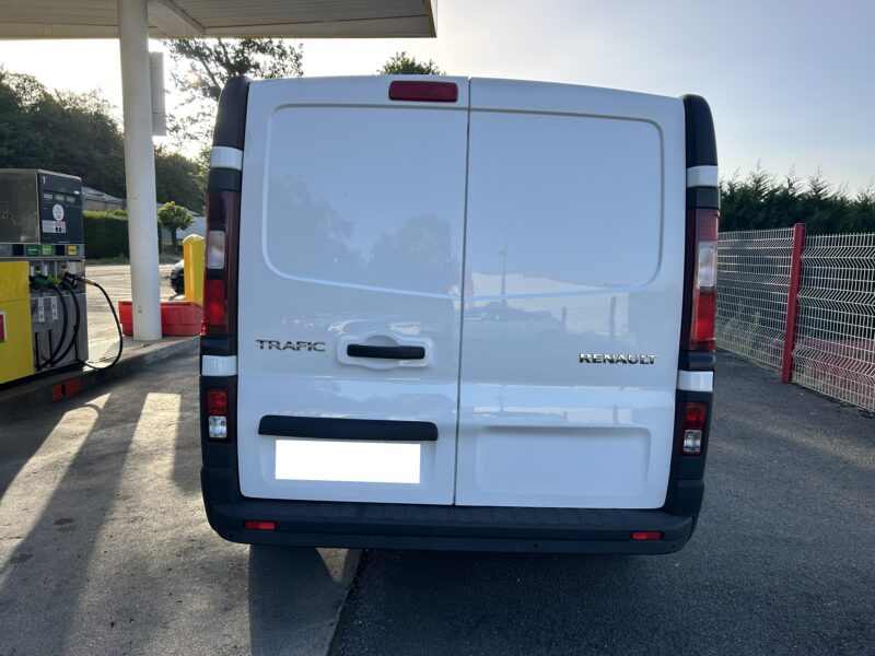 RENAULT TRAFIC III Camionnette 2020