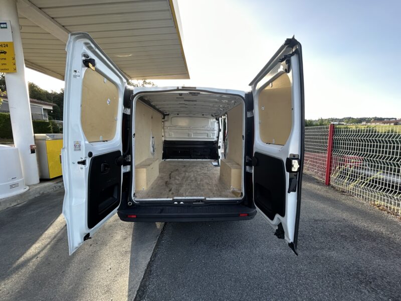 RENAULT TRAFIC III Camionnette 2020