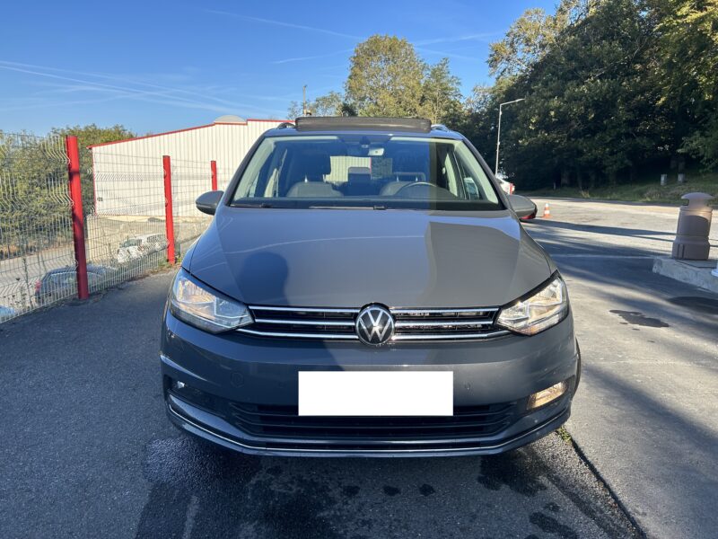 VOLKSWAGEN TOURAN 2020