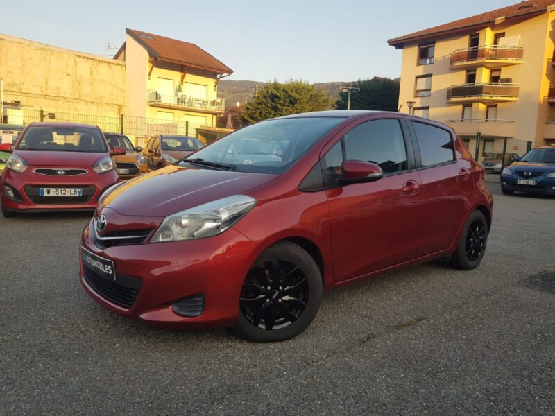 TOYOTA YARIS III 1.3 VVT-i 100CV DYNAMIC CVT