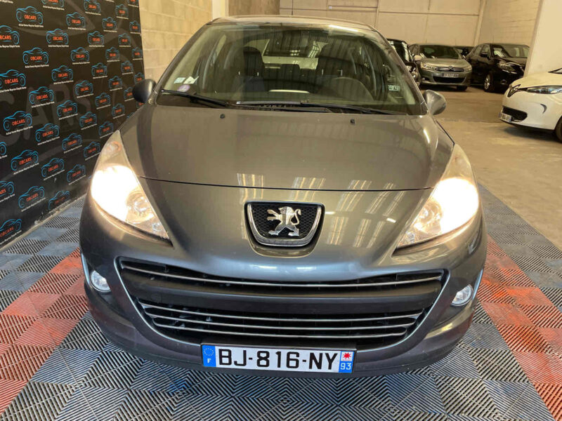 PEUGEOT 207 2011