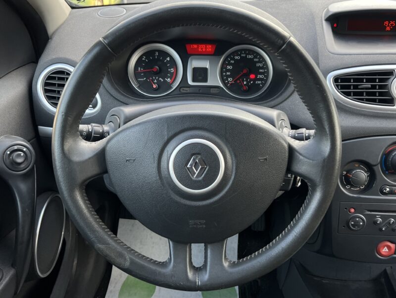 RENAULT CLIO 3 III 1.5 DCI 70 Cv 5 PORTES / CLIMATISATION KIT BLUETOOTH - Garantie1an